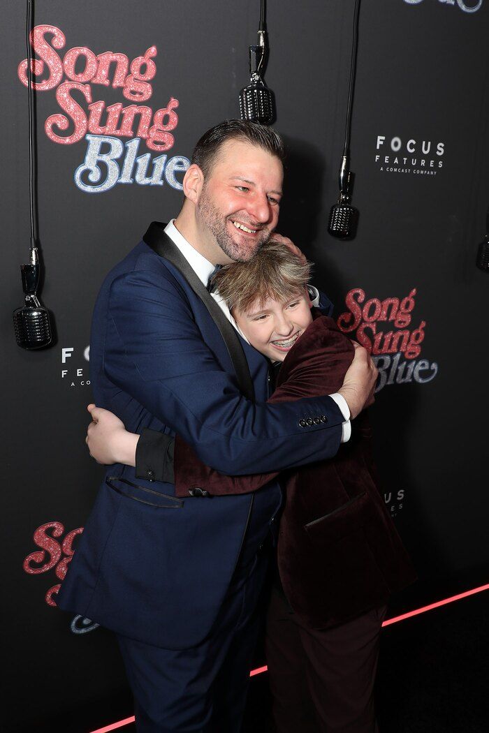 Photos: Hugh Jackman, Sutton Foster, & More at the New York SONG SUNG BLUE Premiere Photos: Hugh Jackman, Sutton Foster, & More at the New York SONG SUNG BLUE Premiere Image