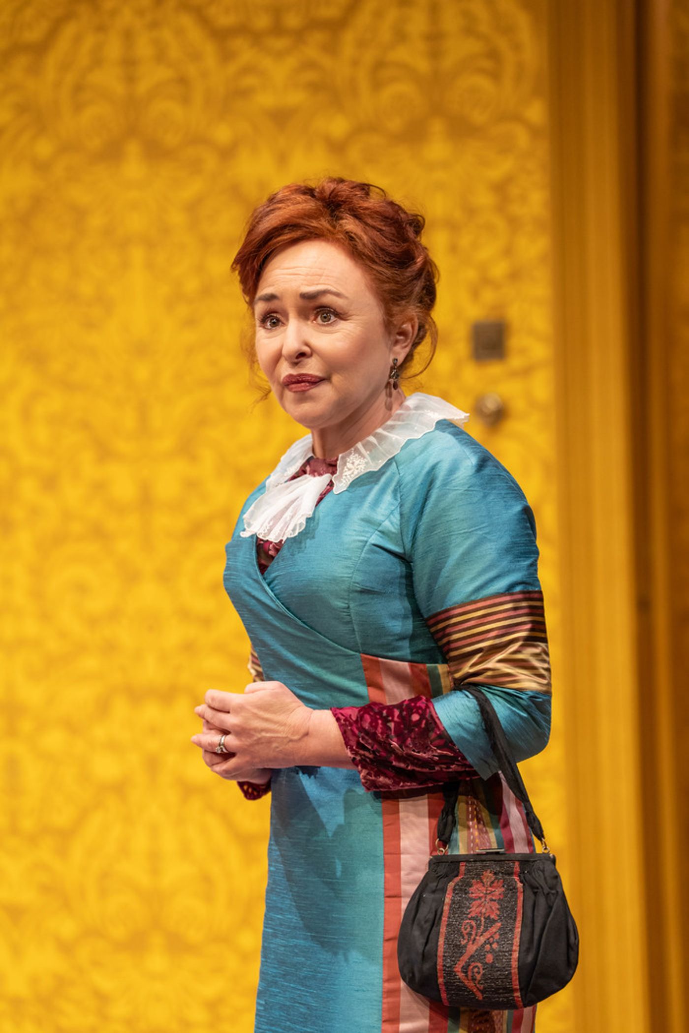 Photos: Siobhan Finneran, Samantha Spiro and More in WHEN WE ARE MARRIED  Image