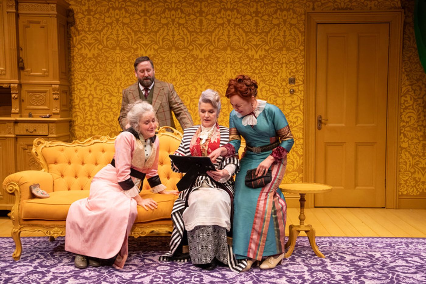 Photos: Siobhan Finneran, Samantha Spiro and More in WHEN WE ARE MARRIED Photos: Siobhan Finneran, Samantha Spiro and More in WHEN WE ARE MARRIED Image