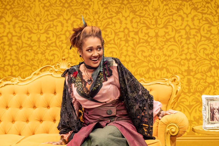 Photos: Siobhan Finneran, Samantha Spiro and More in WHEN WE ARE MARRIED Image