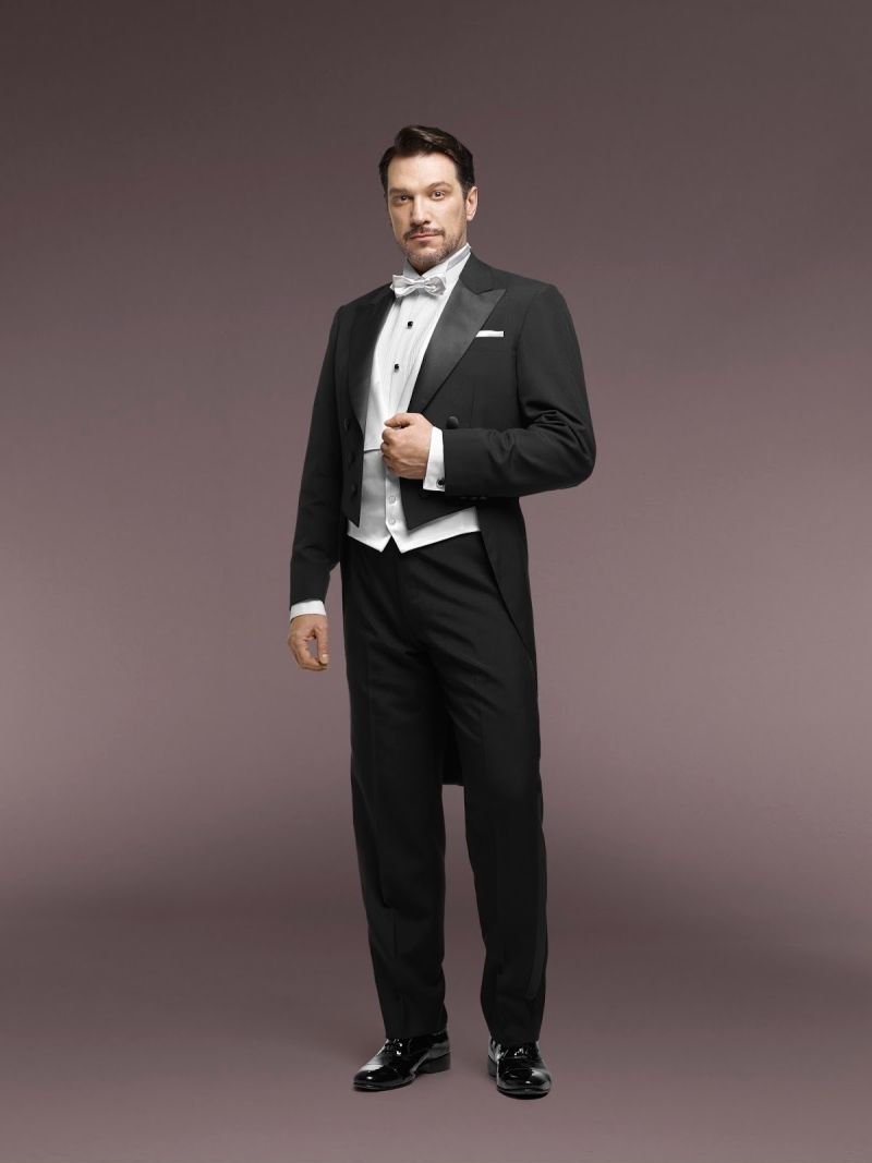 São Paulo’s Municipal Theatre Presents BERNSTEIN'S MASS, with Paulo Szot and the Operatic Stage Debut of Beto Sargentelli Image