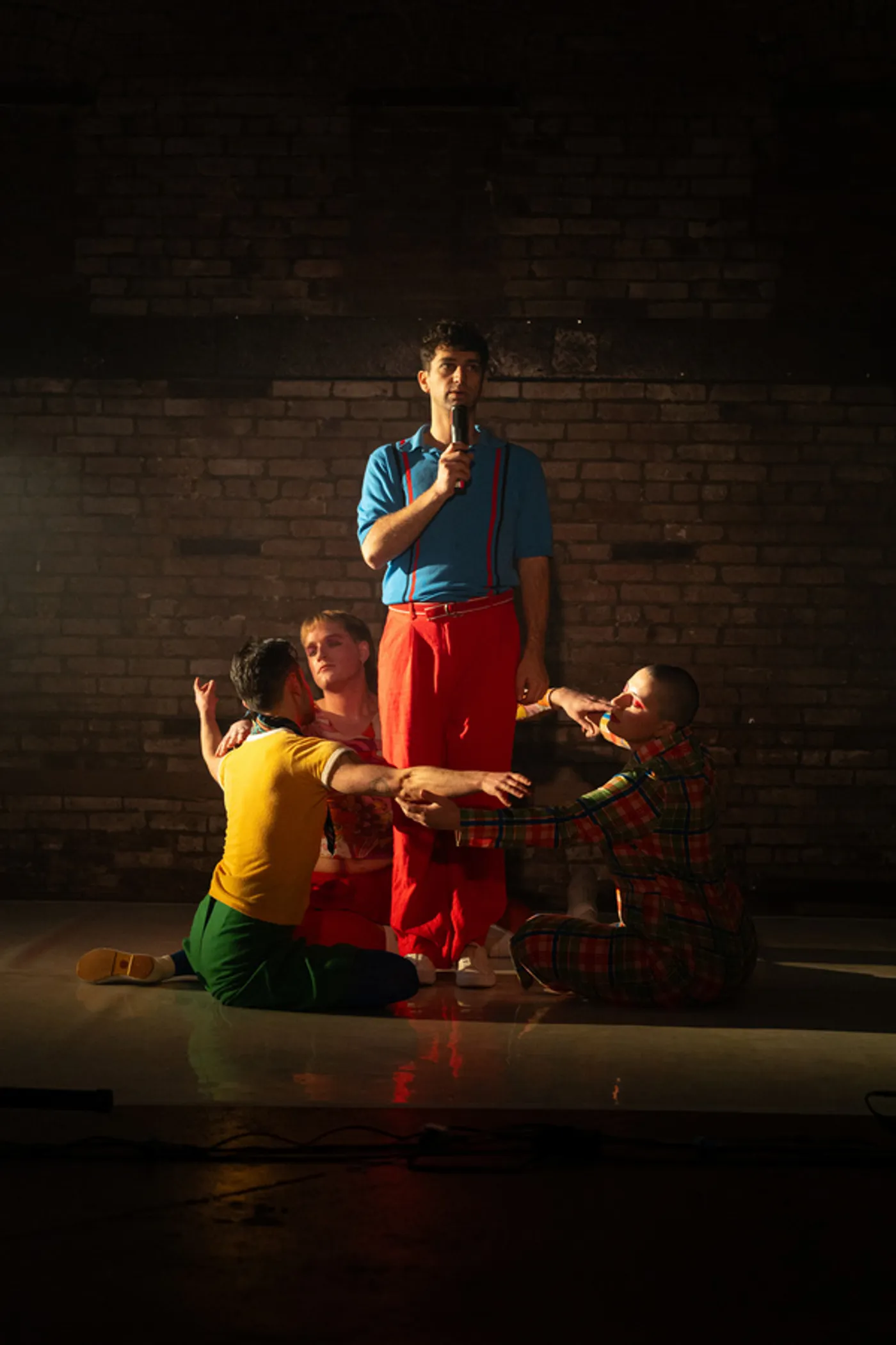 Photos: Das Besties Shares First Look At DAS RAUSCHGIFT Photos: Das Besties Shares First Look At DAS RAUSCHGIFT Image