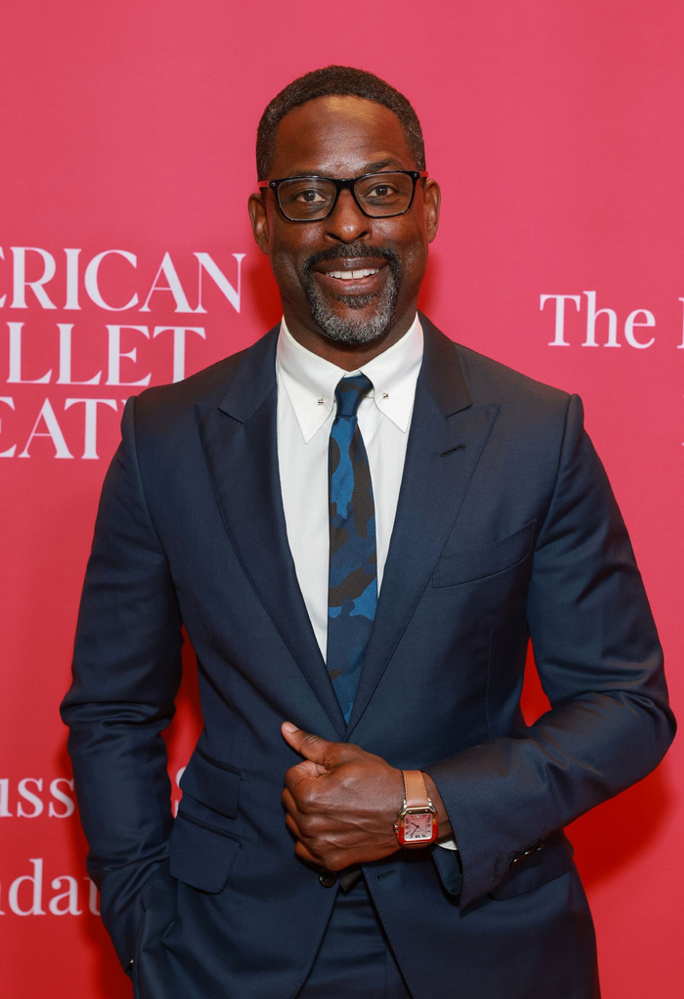 Photos: Sterling K. Brown, Julie Chen Moonves, and More at American Ballet Theatre’s Holiday Benefit Photos: Sterling K. Brown, Julie Chen Moonves, and More at American Ballet Theatre’s Holiday Benefit Image