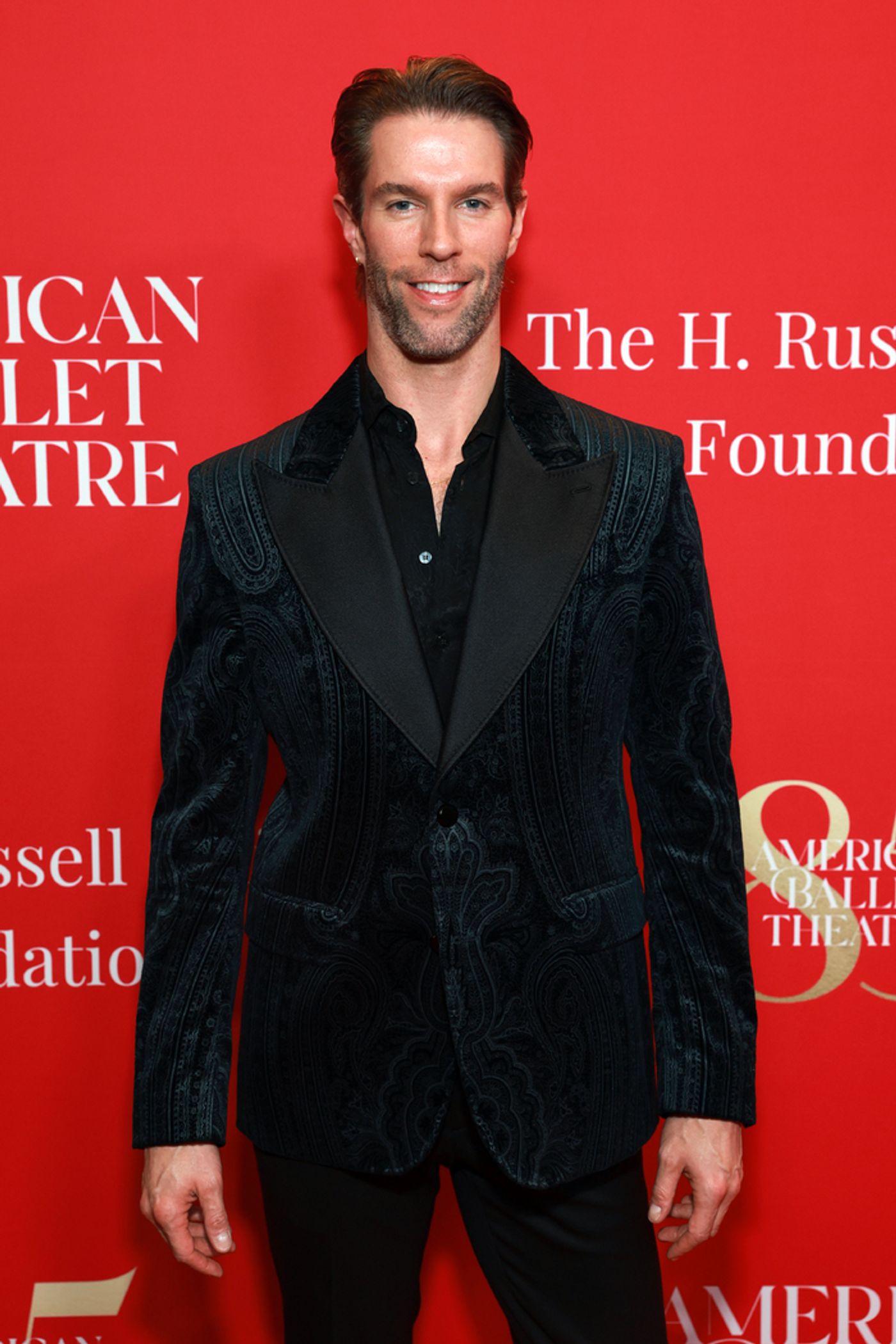 Photos: Sterling K. Brown, Julie Chen Moonves, and More at American Ballet Theatre’s Holiday Benefit Photos: Sterling K. Brown, Julie Chen Moonves, and More at American Ballet Theatre’s Holiday Benefit Image