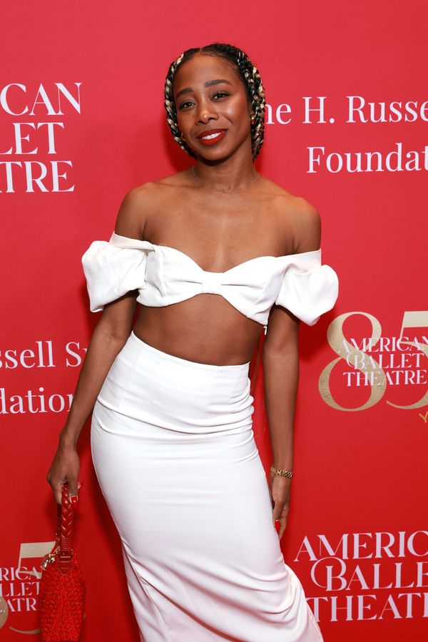 BEVERLY HILLS, CALIFORNIA - DECEMBER 15: Tori Evans attends American Ballet Theatre's Photo