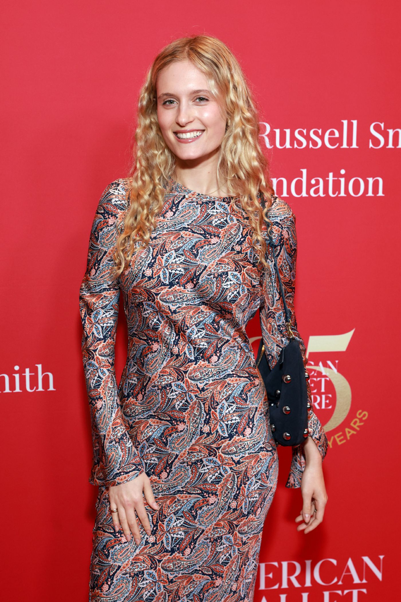 Photos: Sterling K. Brown, Julie Chen Moonves, and More at American Ballet Theatre’s Holiday Benefit Photos: Sterling K. Brown, Julie Chen Moonves, and More at American Ballet Theatre’s Holiday Benefit Image