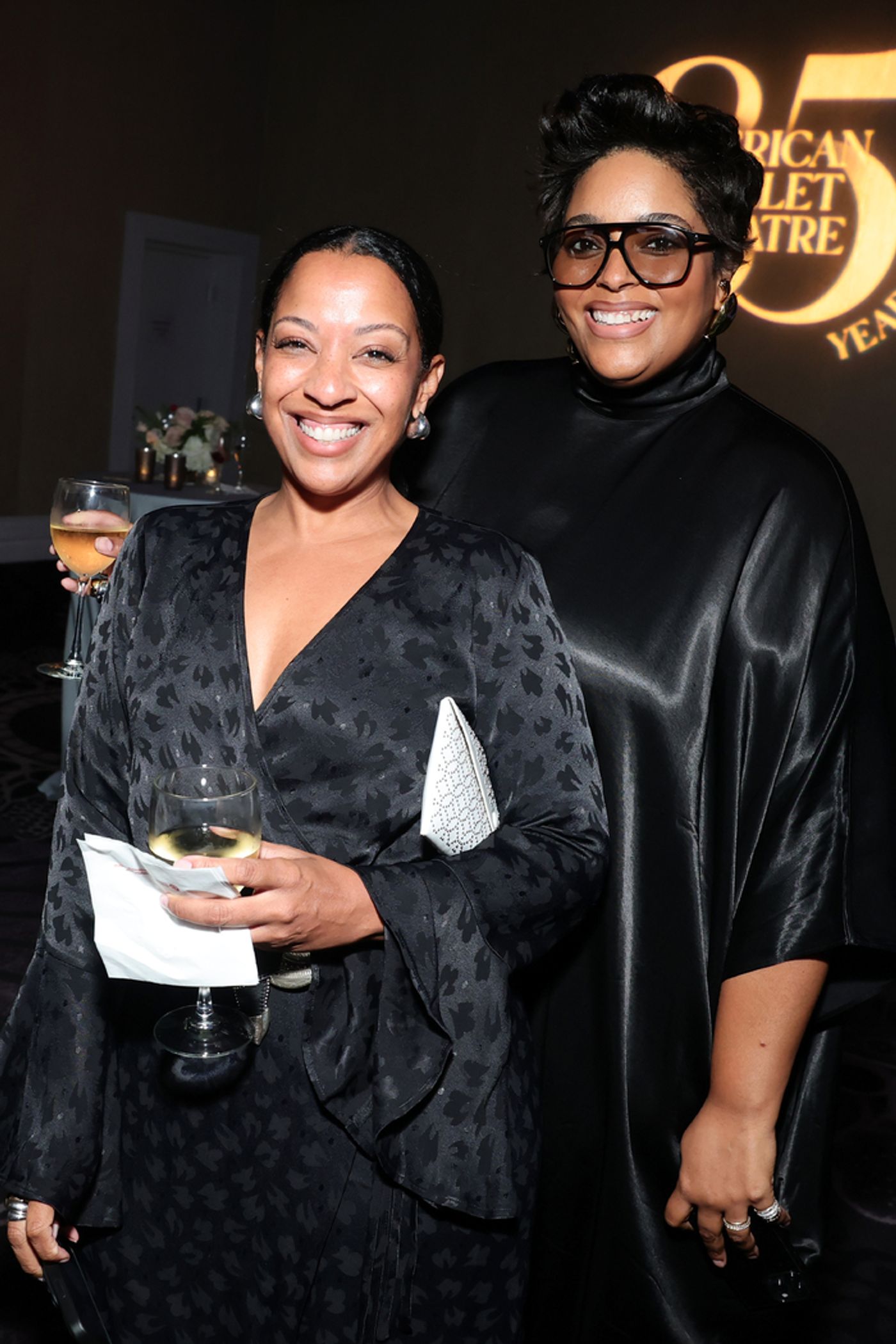 Photos: Sterling K. Brown, Julie Chen Moonves, and More at American Ballet Theatre’s Holiday Benefit Photos: Sterling K. Brown, Julie Chen Moonves, and More at American Ballet Theatre’s Holiday Benefit Image