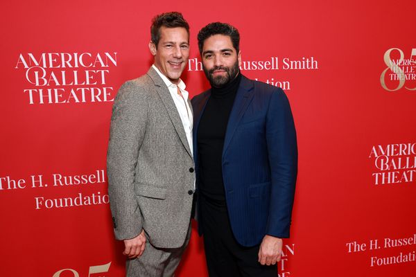 BEVERLY HILLS, CALIFORNIA - DECEMBER 15: (L-R) Nick Gentile and Jorge Perez attend Am Photo