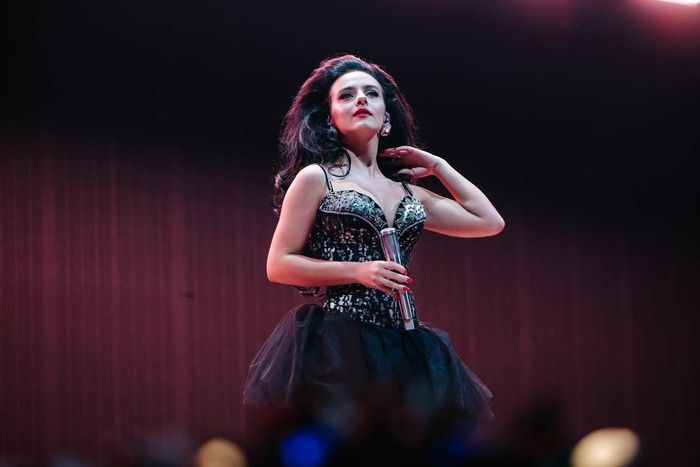 Photos: Inside New York's 2025 iHeartRadio Jingle Ball with Darren Criss, Reneé Rapp, & More Photos: Inside New York's 2025 iHeartRadio Jingle Ball with Darren Criss, Reneé Rapp, & More Image