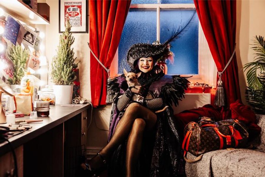 Photos: Behind the Scenes of SLEEPING BEAUTY Panto at Wolverhampton Grand Theatre Image