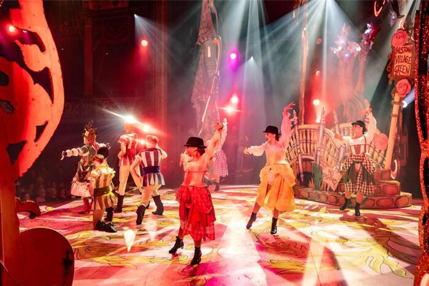 Photos: Behind the Scenes of SLEEPING BEAUTY Panto at Wolverhampton Grand Theatre  Image