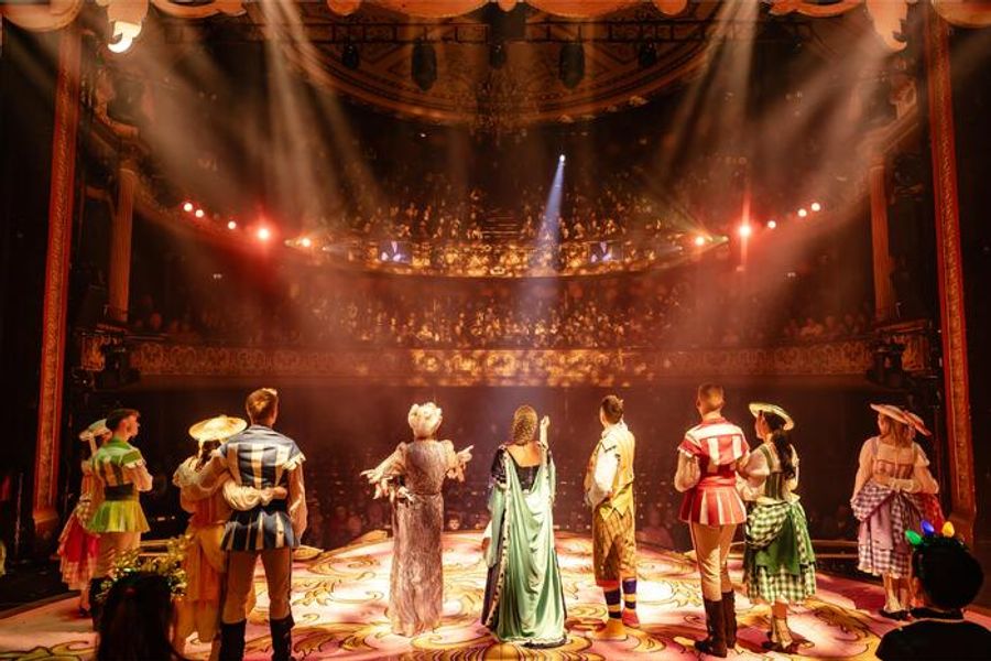 Photos: Behind the Scenes of SLEEPING BEAUTY Panto at Wolverhampton Grand Theatre Image