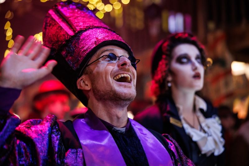 Review: PHANTOM PEAK: WINTERMAS, London Image