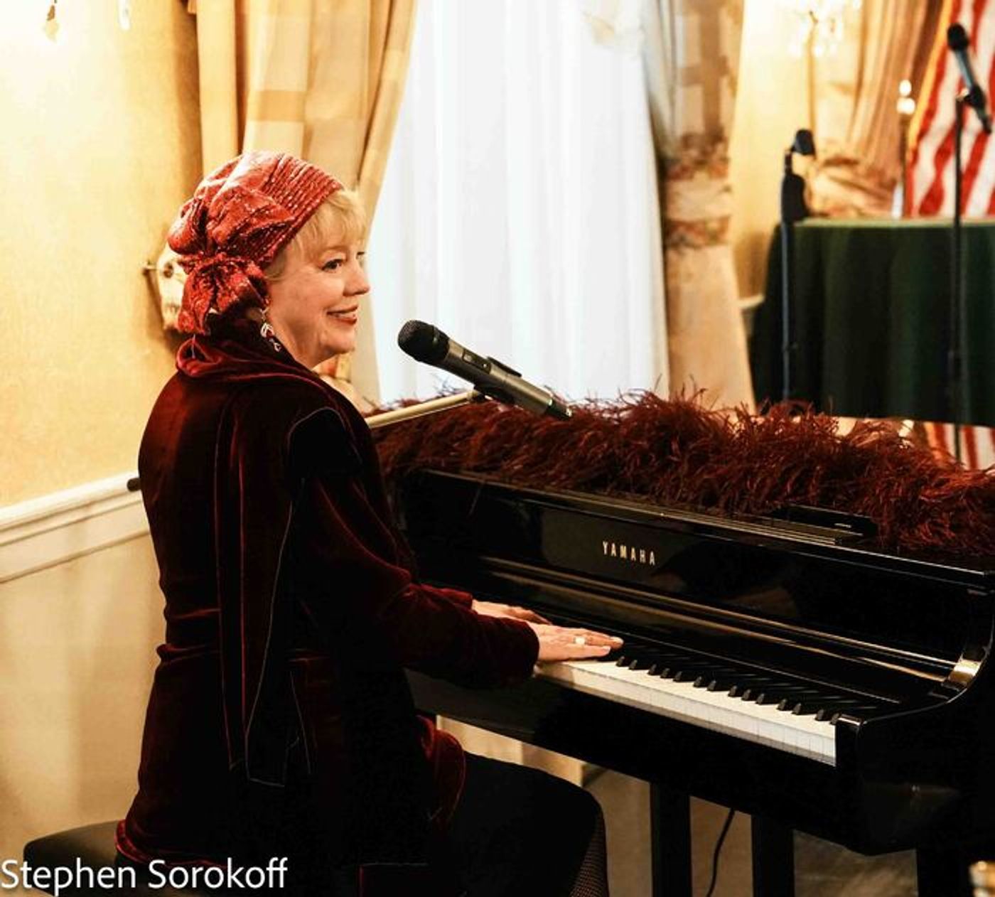 Review: The Dutch Treat Club Holiday Spectacular  Image