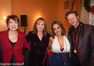 Donna McKechnie, Raissa Katona Bennett, Desi, Nic Photo