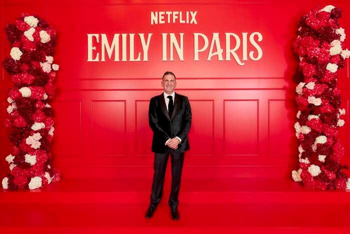 Photos: Ashley Park, Lily Collins, & More at EMILY IN PARIS Season 5 Premiere  Image