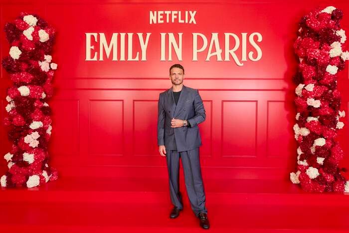 Photos: Ashley Park, Lily Collins, & More at EMILY IN PARIS Season 5 Premiere  Image