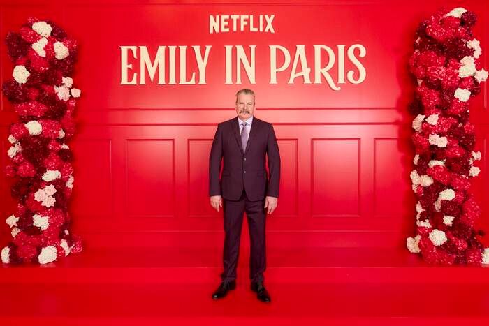 Photos: Ashley Park, Lily Collins, & More at EMILY IN PARIS Season 5 Premiere  Image