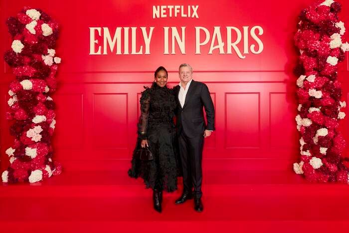 Photos: Ashley Park, Lily Collins, & More at EMILY IN PARIS Season 5 Premiere  Image