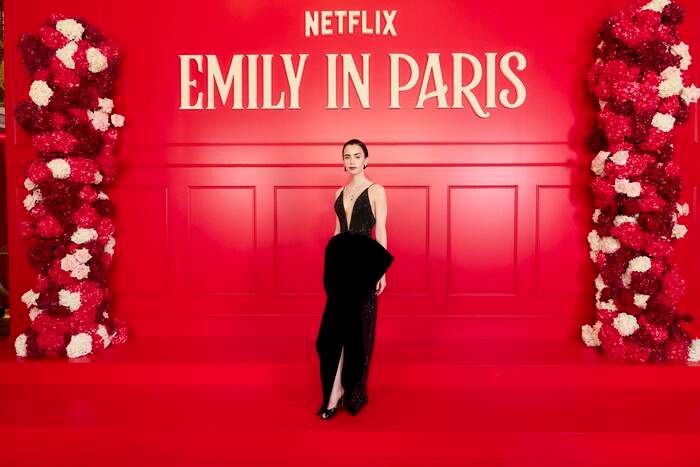 Photos: Ashley Park, Lily Collins, & More at EMILY IN PARIS Season 5 Premiere  Image