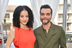 Chase Infiniti and Wagner Moura @ BroadwayWorld Chase Infiniti and Wagner Moura Photo