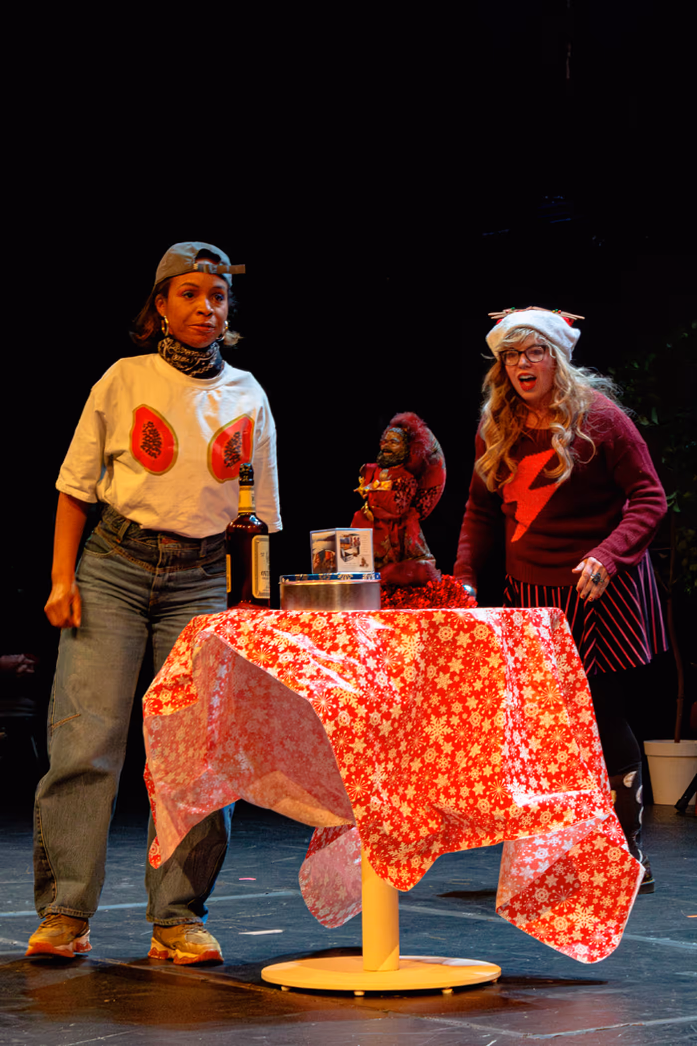 Photos: Elaine Hendrix, Jaboukie Young-White, and More at THE 24 HOUR PLAYS ANNUAL GALA Photos: Elaine Hendrix, Jaboukie Young-White, and More at THE 24 HOUR PLAYS ANNUAL GALA Image