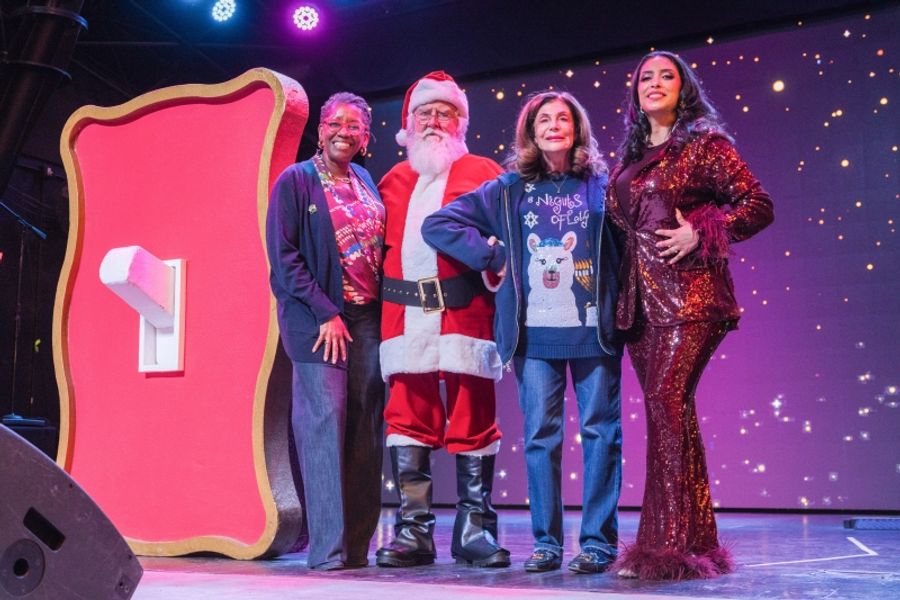 Feature: FREMONT STREET EXPERIENCE MARKS 30 YEARS WITH HOLIDAY FESTIVITIES  Image