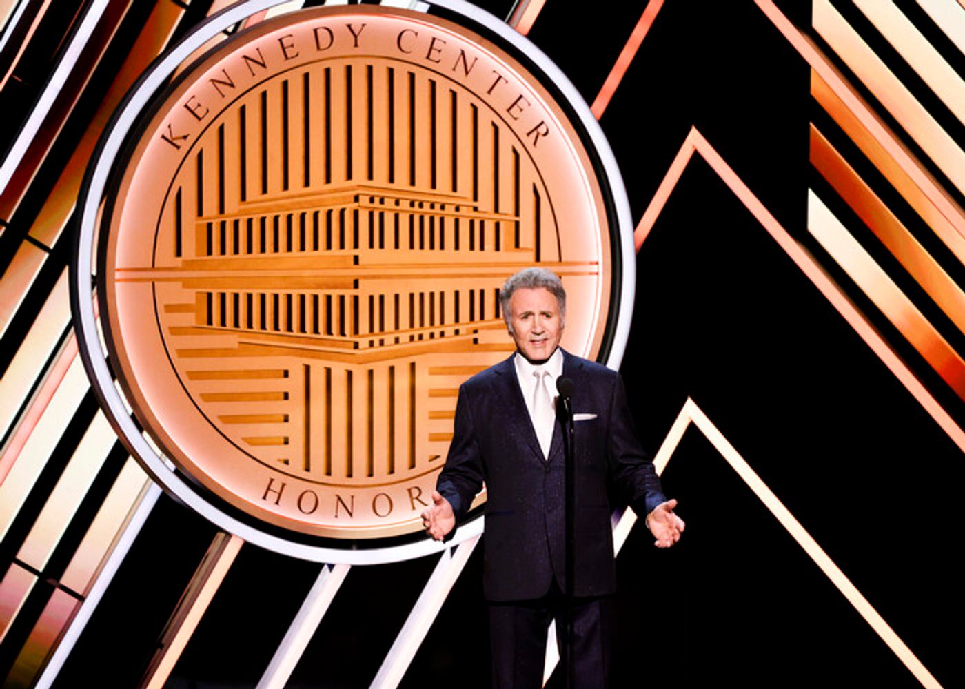 Photos: Inside the 2025 Kennedy Center Honors with Laura Osnes, Kelsey Grammer, & More Photos: Inside the 2025 Kennedy Center Honors with Laura Osnes, Kelsey Grammer, & More Image