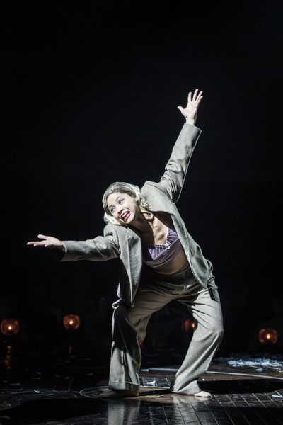 Eva Noblezada Photo
