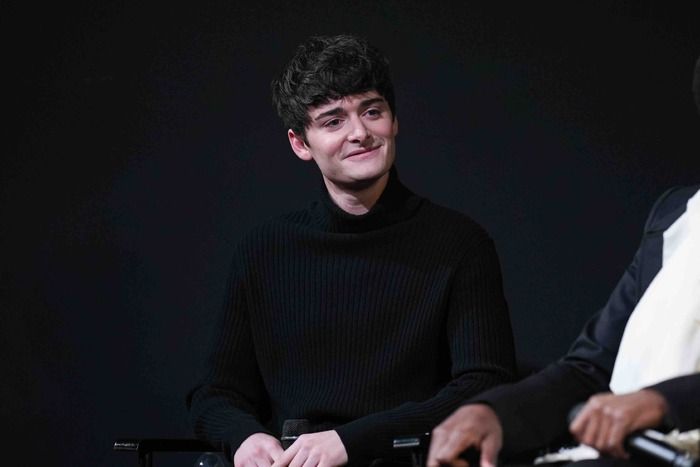 Photos: Gaten Matarazzo, Maya Hawke, & More at STRANGER THINGS PaleyLive Event  Image