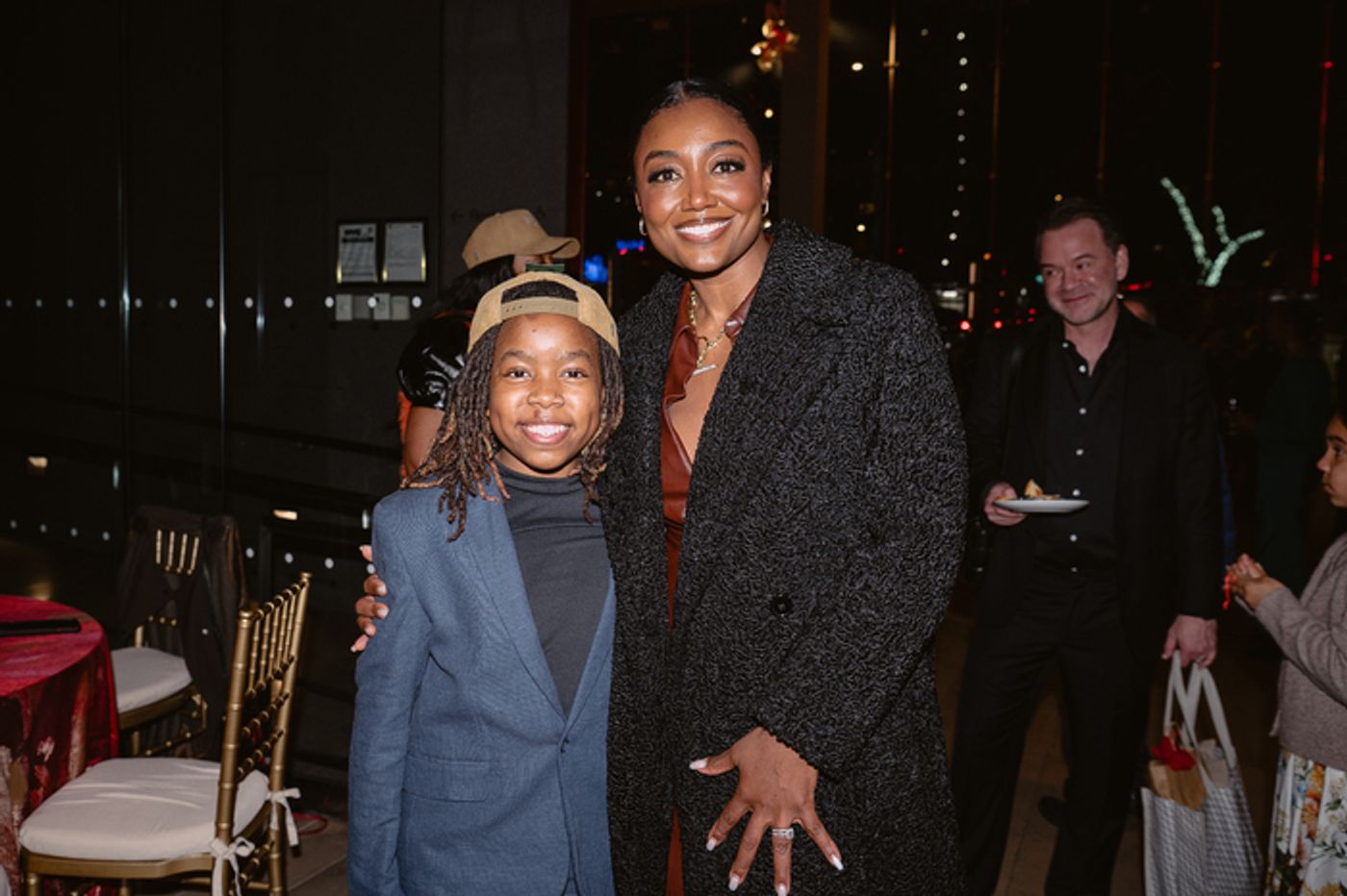 Photos: AMAHL AND THE NIGHT VISITORS Opens at Lincoln Center Theater Photos: AMAHL AND THE NIGHT VISITORS Opens at Lincoln Center Theater Image