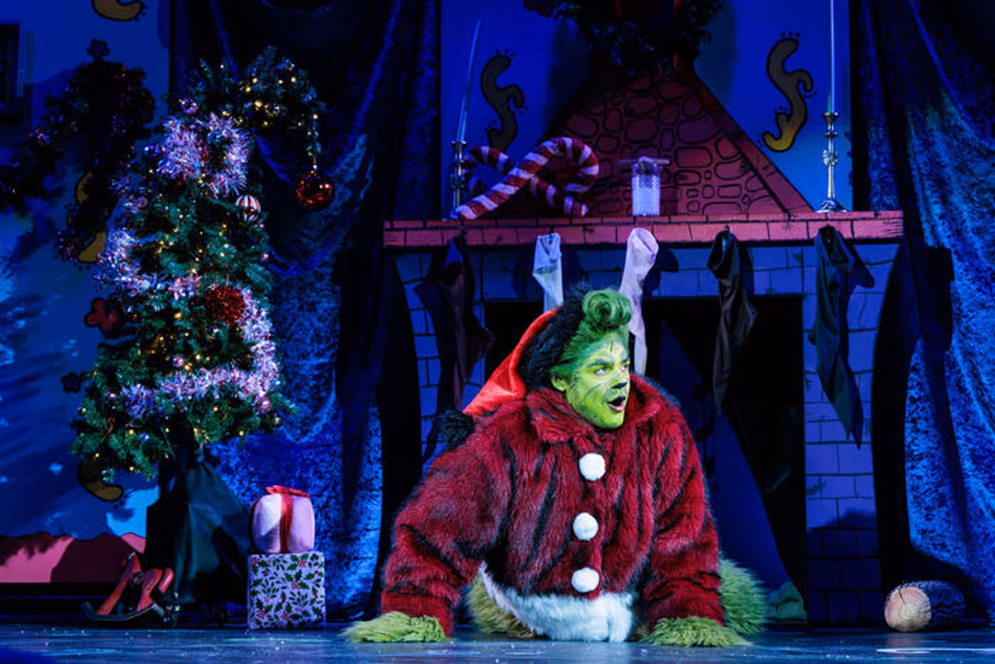 Photos: Garrett Clayton Stars in HOW THE GRINCH STOLE CHRISTMAS at OFC Creations  Image