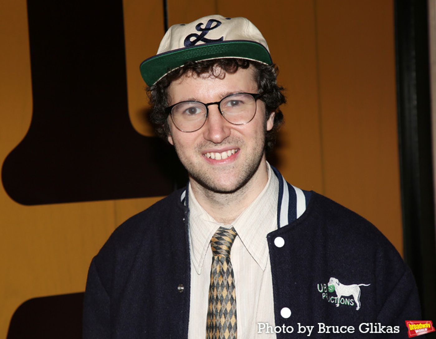 Photos: ALL OUT: COMEDY ABOUT AMBITION Gala Performance Photos: ALL OUT: COMEDY ABOUT AMBITION Gala Performance Image