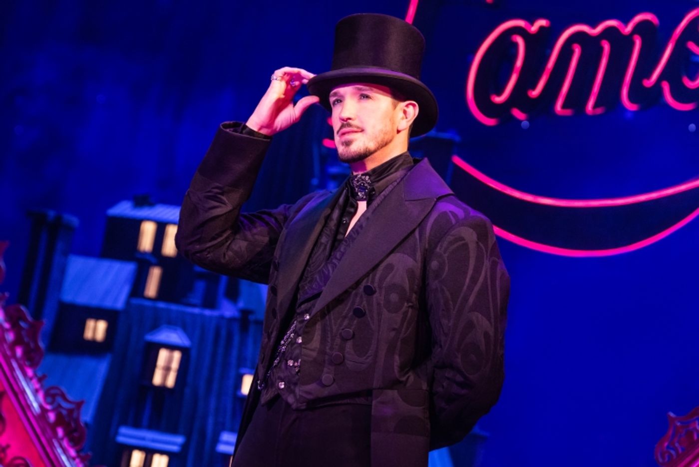 Review: MOULIN ROUGE! THE MUSICAL at Orpheum Theatre  Image