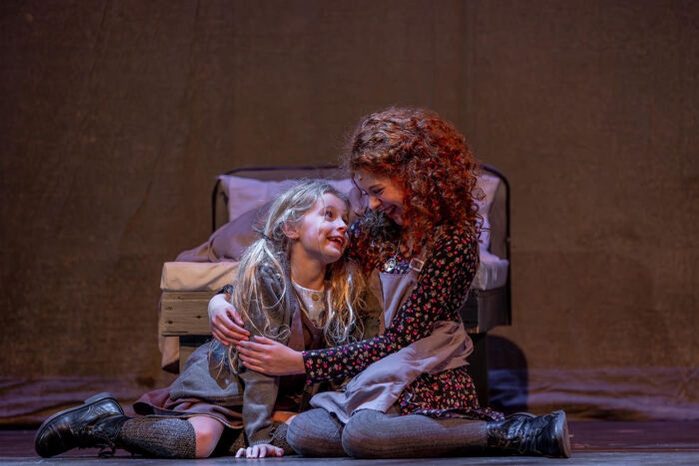 Photos: First Look at Music Theater Works’ ANNIE  Image