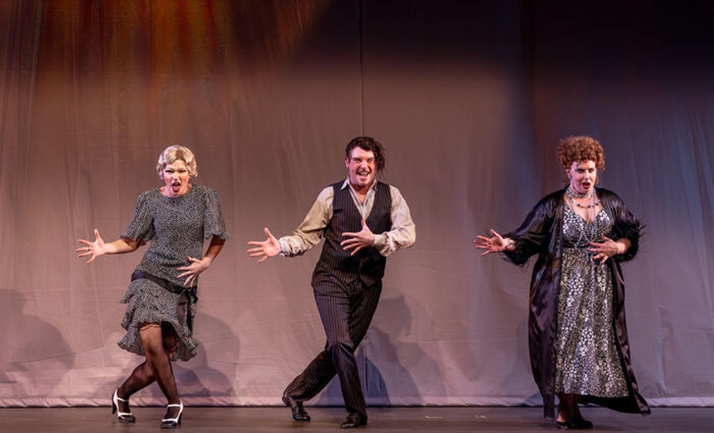 Photos: First Look at Music Theater Works’ ANNIE  Image