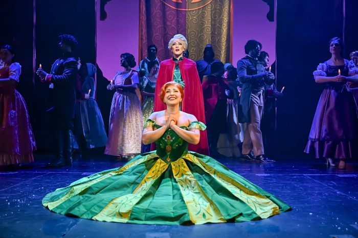 Photos: First Look at Slow Burn Theatre Company's FROZEN  Image