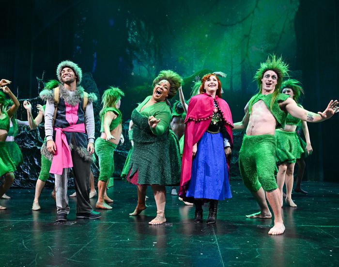 Photos: First Look at Slow Burn Theatre Company's FROZEN  Image