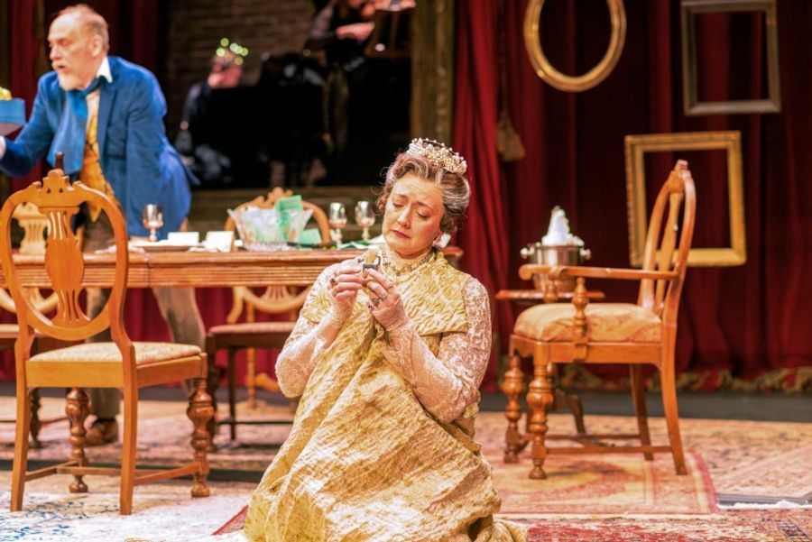 Review: DINNER FOR ONE at Jungle Theatre Image