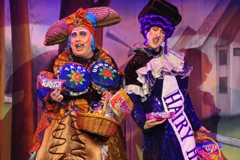 Photos: First Look at CINDERELLA at Campus West, Welwyn Garden City — photo 2 of 5