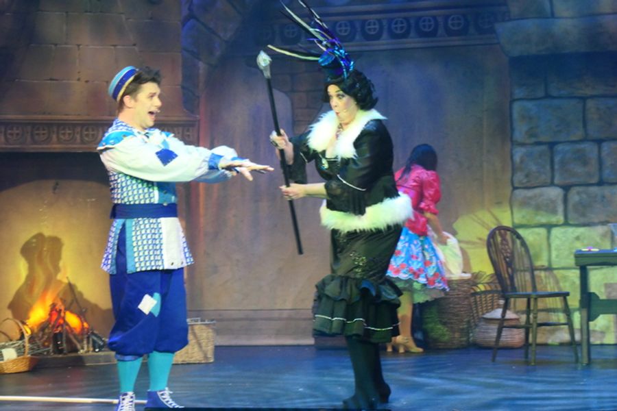 Photos: First Look at CINDERELLA at Campus West, Welwyn Garden City Image