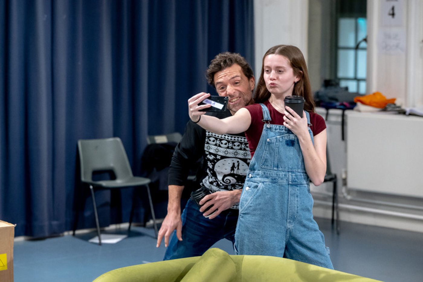 Photos: Kym Marsh, Lisa Faulkner and More in Rehearsal For SINGLE WHITE FEMALE UK Tour  Image