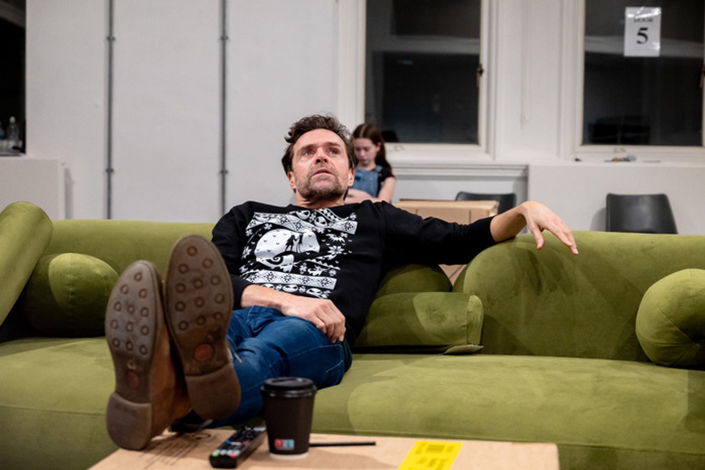 Photos: Kym Marsh, Lisa Faulkner and More in Rehearsal For SINGLE WHITE FEMALE UK Tour  Image