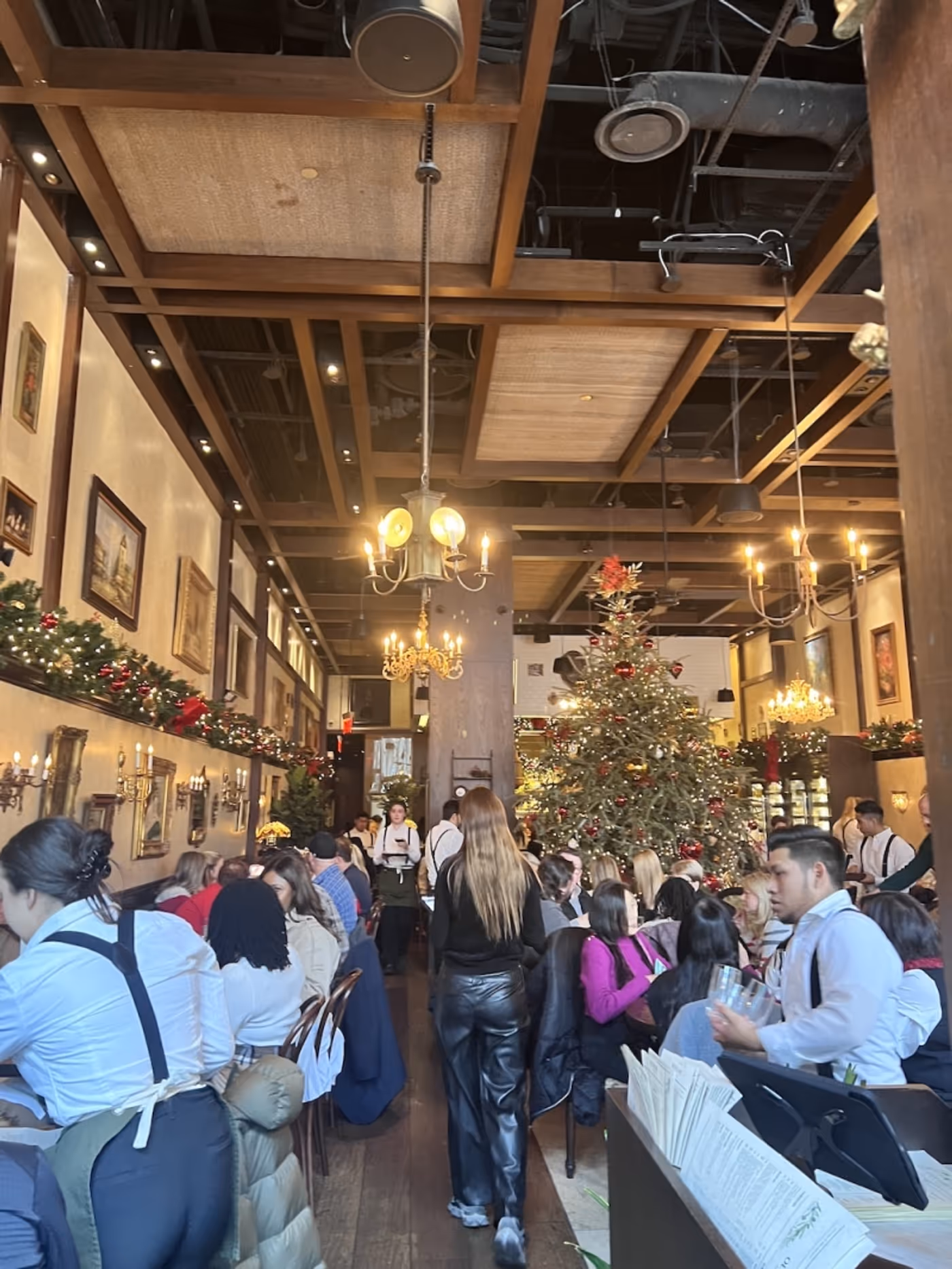 Review: Olio e Più Bryant Park Serves Comfort Italian Cuisine in a Cozy Setting  Image