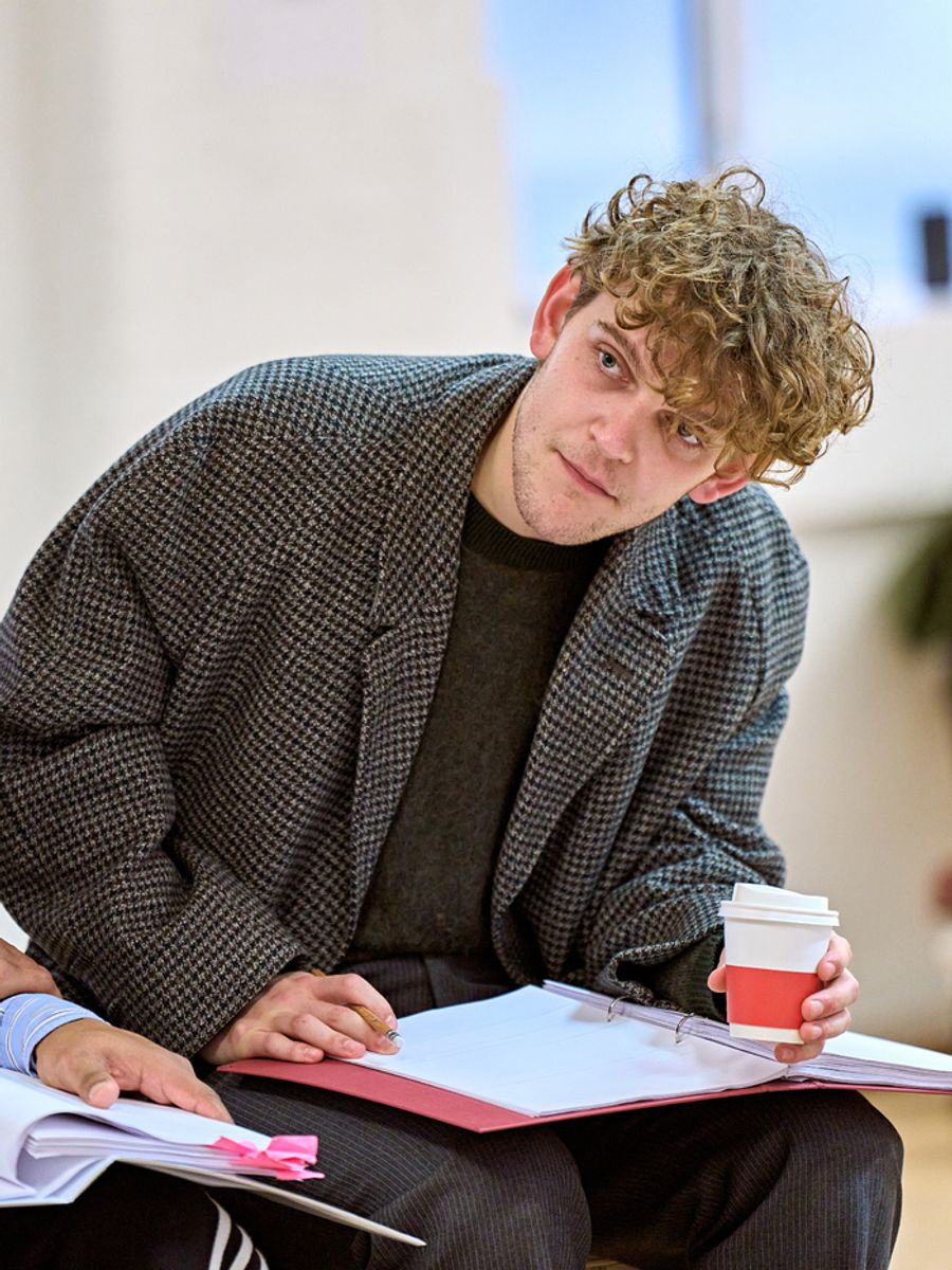 Photos: In Rehearsal For ARCADIA at the Old Vic Image