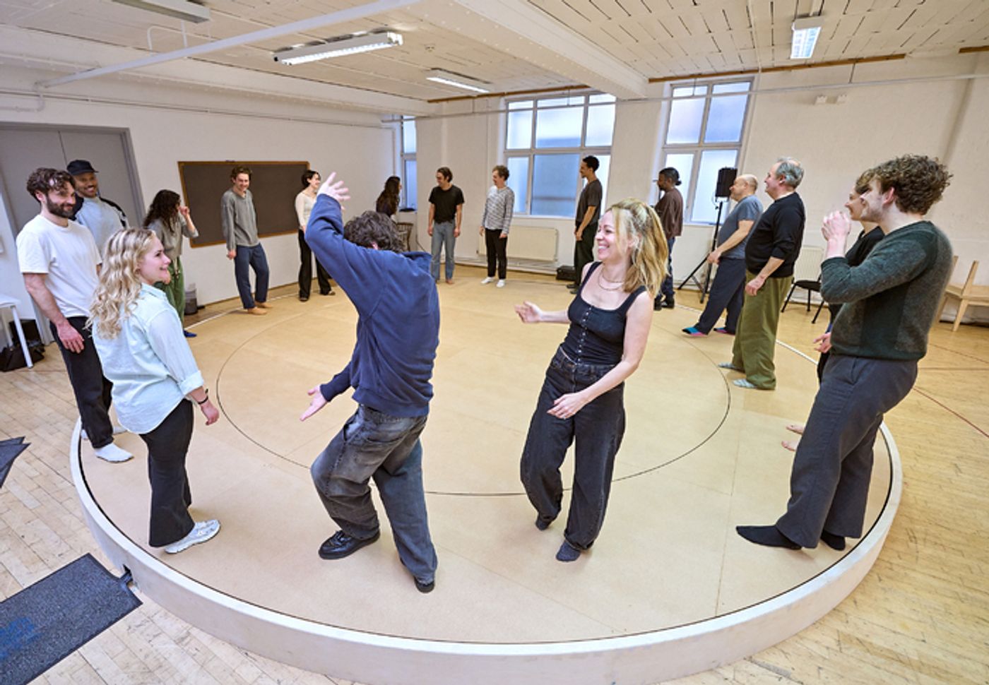 Photos: In Rehearsal For ARCADIA at the Old Vic  Image