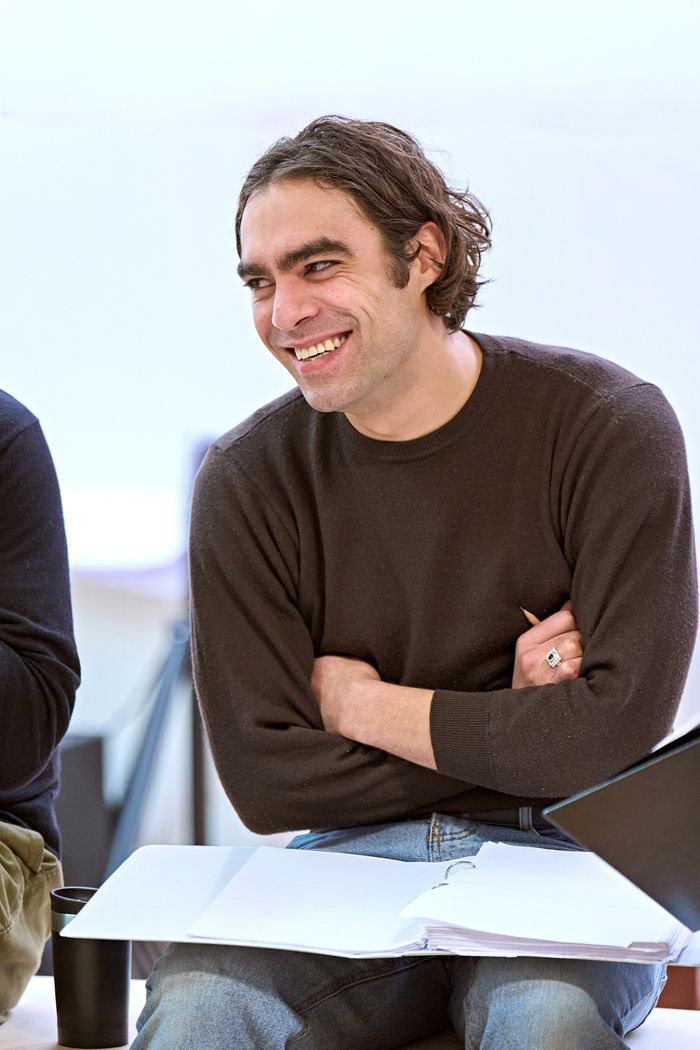 Interview: 'He's An Interesting One!': Actor Seamus Dillane on Playing Septimus Hodge And Making The Audience Work in ARCADIA Image
