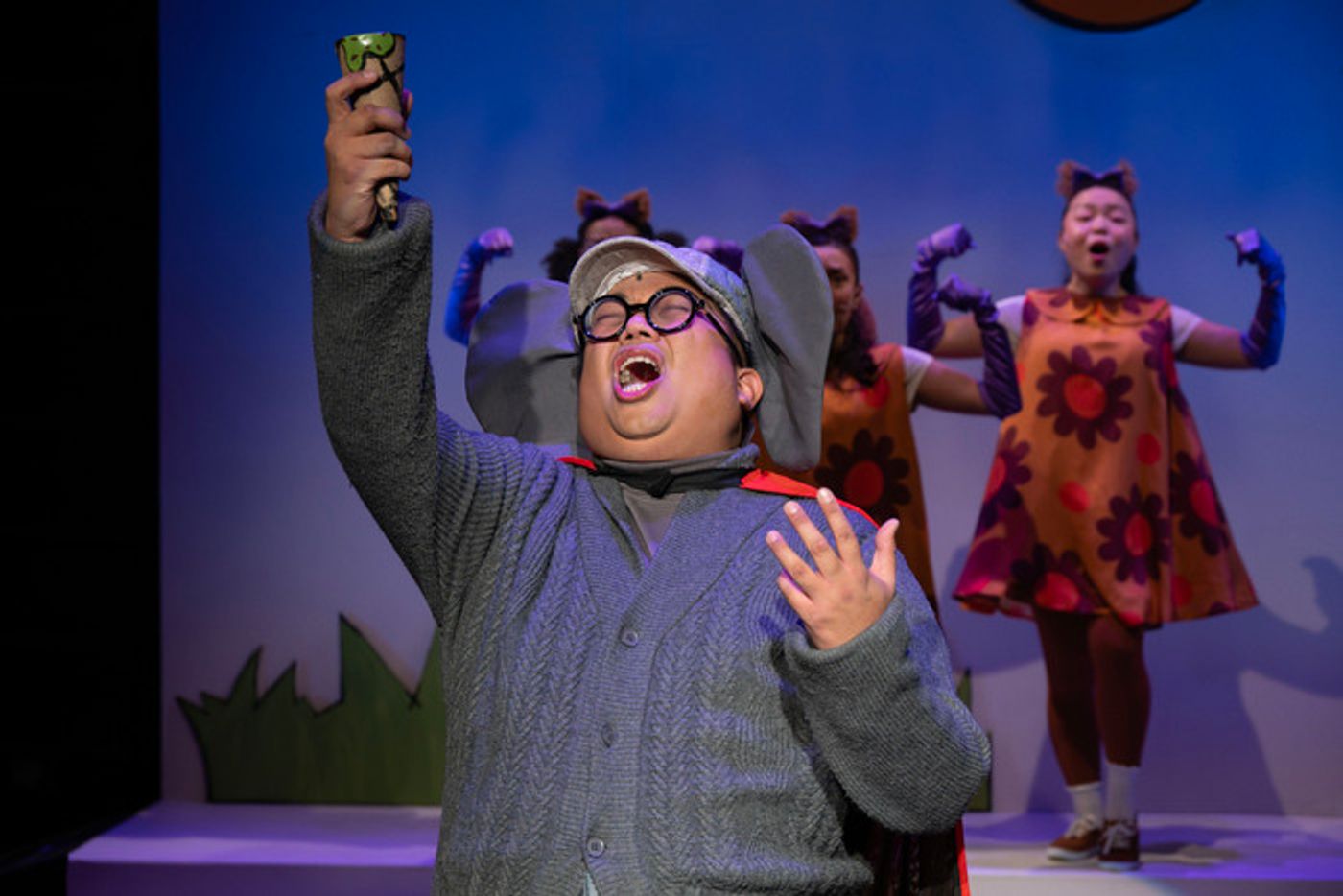 Photos: ELEPHANT & PIGGIE'S 'WE ARE IN A PLAY' at Atlantic Theater Company  Image
