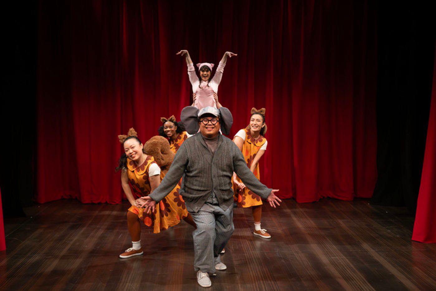 Photos: ELEPHANT & PIGGIE'S 'WE ARE IN A PLAY' at Atlantic Theater Company  Image
