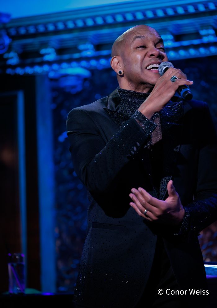 Photos: Darius de Haas: LET ME CARRY YOU THIS CHRISTMAS Release at 54 Below — photo 5 of 21